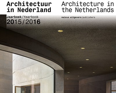 2x in het jaarboek Architectuur